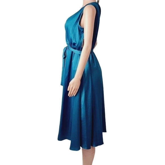 TAYLOR A-Line Sleeveless Belted Satin Dress Size: 8 - Picture 7 of 14